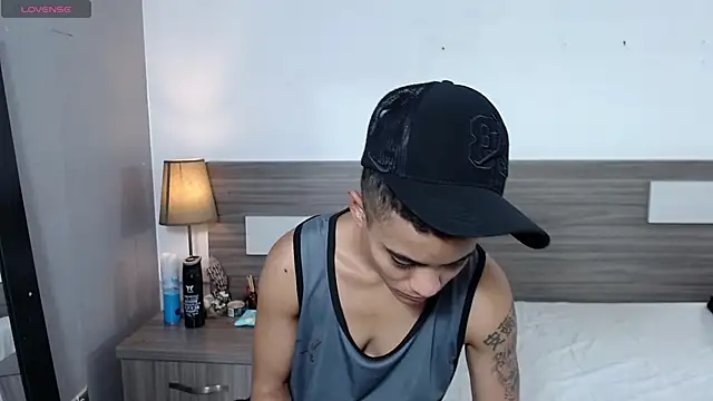 Liiamthompson live sex cam