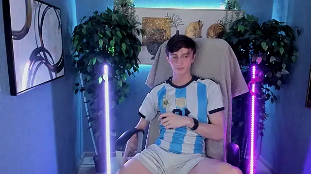 John_Weasley live sex cam