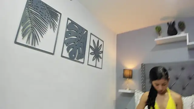 violeta_and_maxx live sex cam