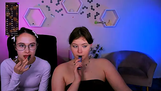 nikole_kitt live sex cam