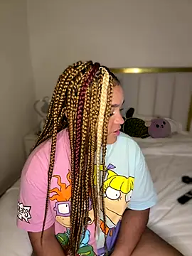 Lucy_wilson5 live sex cam