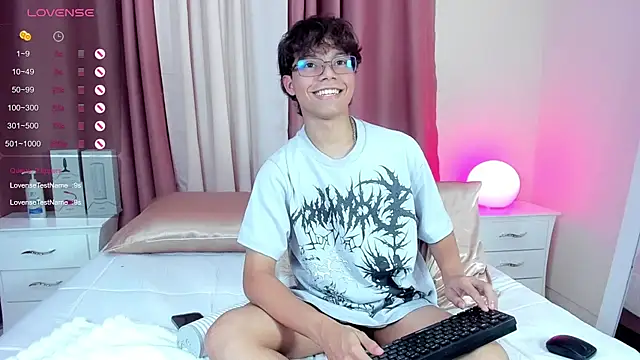 Honeymoon_sariel live sex cam