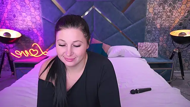 ArianaDarkk live sex cam