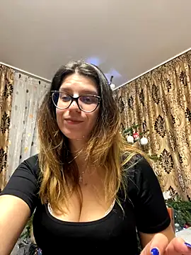 NadiraNoor live sex cam