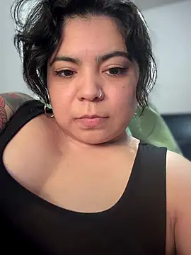 kimmiakiss22 live sex cam