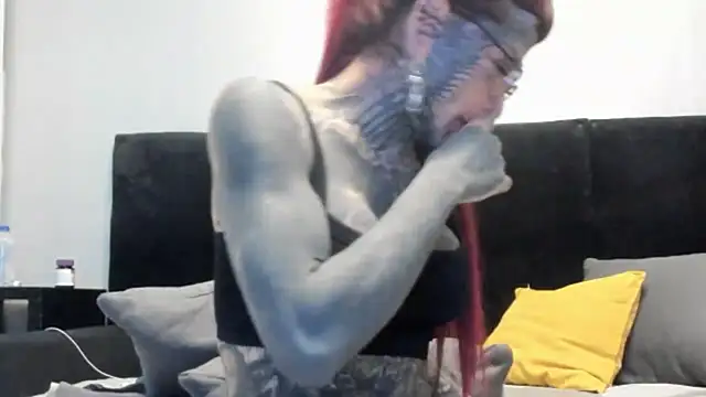 tamarapervert live sex cam