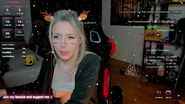 Lisaonthemoon live sex cam