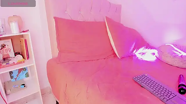 VictoriaBlackfire live sex cam