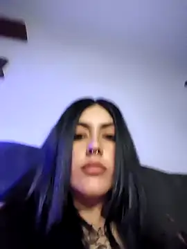 Mazikeen-- live sex cam