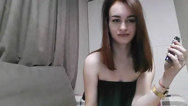 Requellia live sex cam