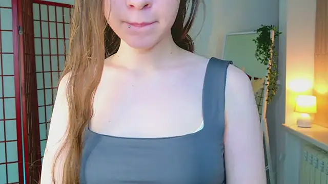 SilentLily's cam snapshot