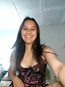 LyssaraVynn's cam snapshot