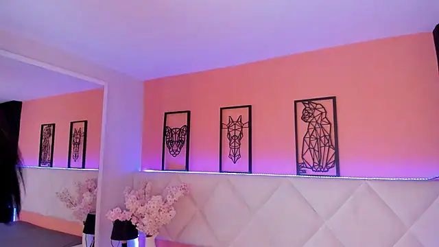 Charlotte_evanns_1's cam snapshot