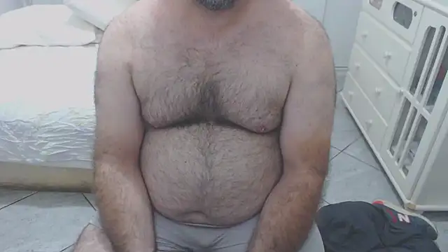 MysterBearMG live sex cam