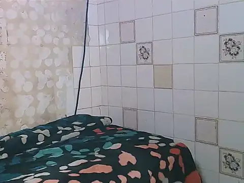 MissHornyChristian25's cam snapshot