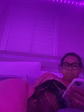 ThatBratCartier's cam snapshot