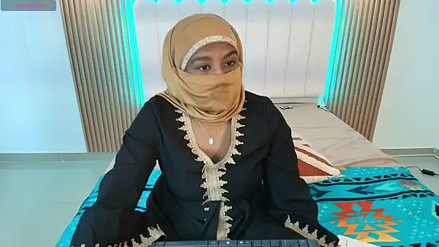 Lina_arabiann's cam snapshot