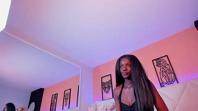 Charlotte_evanns_1's cam snapshot