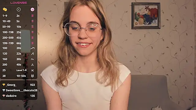 JoanBaggott's cam snapshot