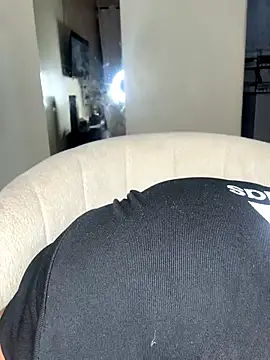 sidechick-experience's cam snapshot