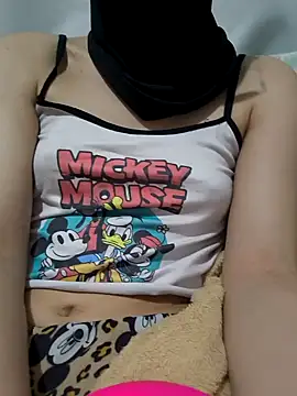 aesmeraldinha's cam snapshot