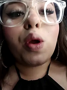 Kitty_Bms_'s cam snapshot