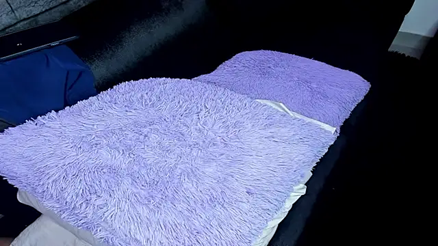 EmilyPacho_ live sex cam