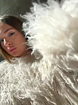 MilenaLuxury's cam snapshot