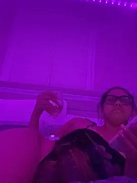 ThatBratCartier's cam snapshot