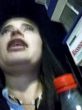 KittenMiss_'s cam snapshot