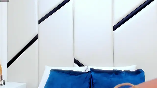 MirandaTurbay's cam snapshot