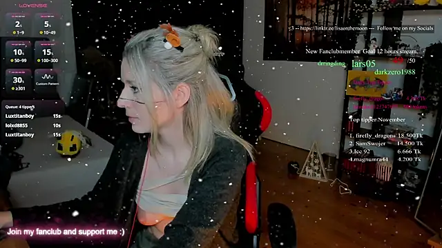 Lisaonthemoon's cam snapshot