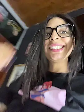 charlotte_stevenss_'s cam snapshot