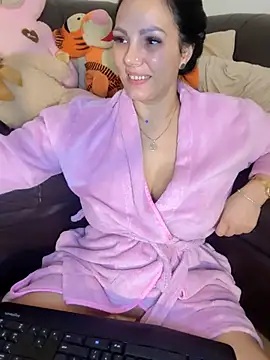 ReiyaRey's cam snapshot