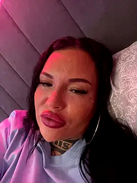 _MelinaCurves_'s cam snapshot