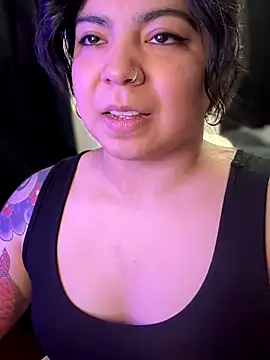 kimmiakiss22's cam snapshot