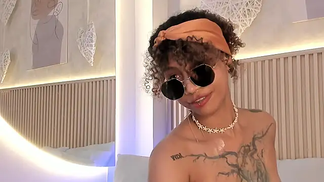 daiana_curly live sex cam