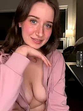 nerdynina's cam snapshot