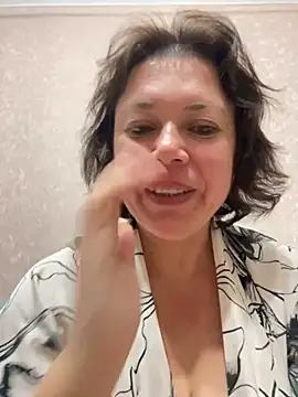 Kiramagic live sex cam