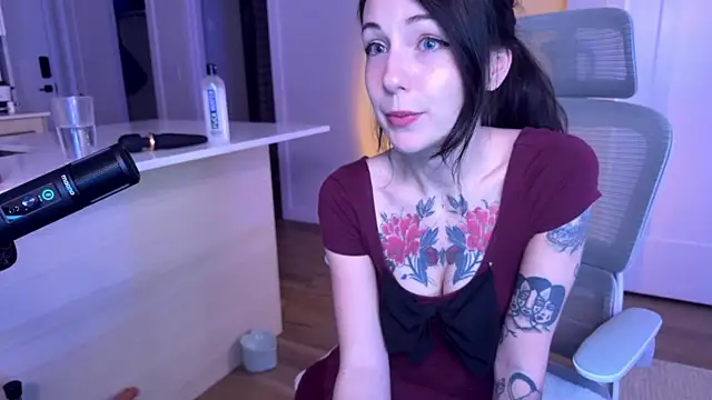 alwaysapril's cam snapshot