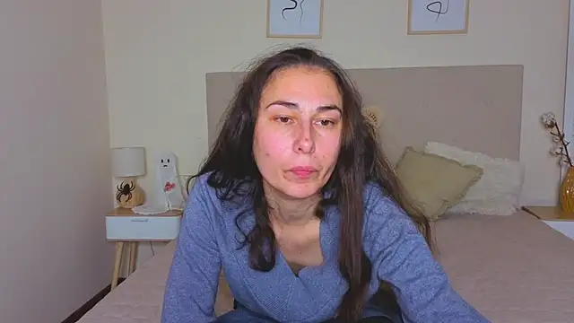 Olivia_milf_'s cam snapshot