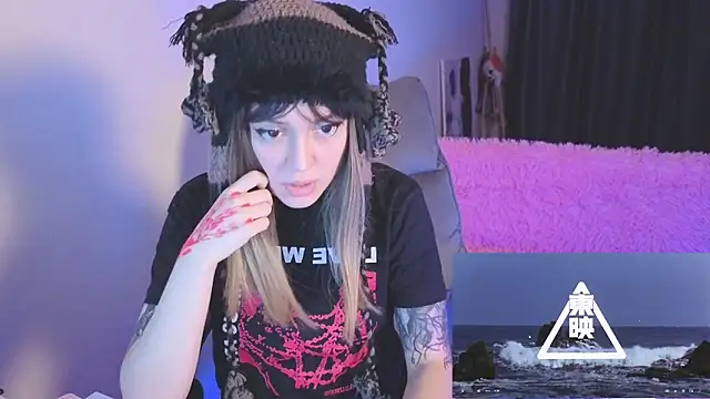 Kisi_misi's cam snapshot