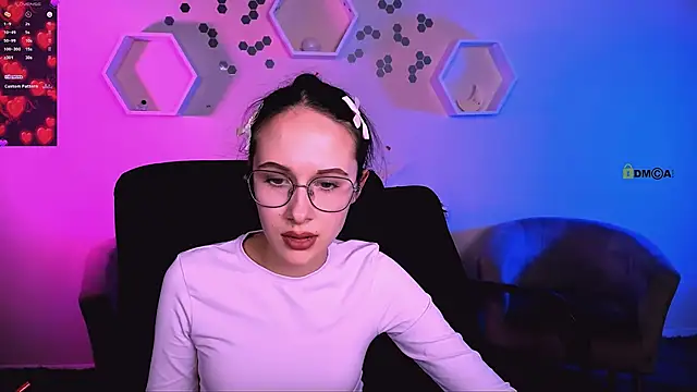 nikole_kitt's cam snapshot