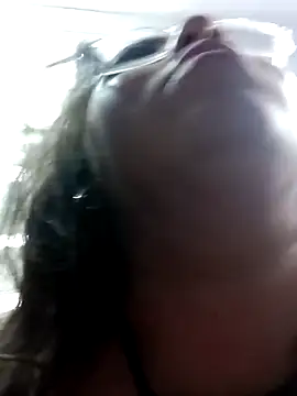 Kitty_Bms_'s cam snapshot