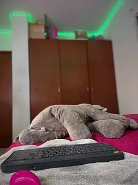 Shara_dreams's cam snapshot