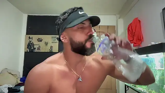 romeolovedark live sex cam