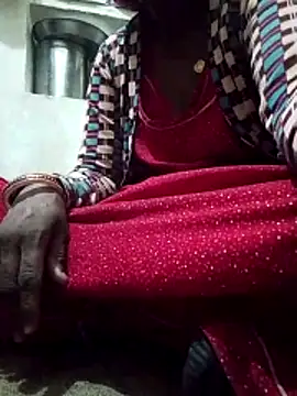 aunty_sumy live sex cam