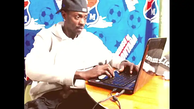 phillip-hot live sex cam