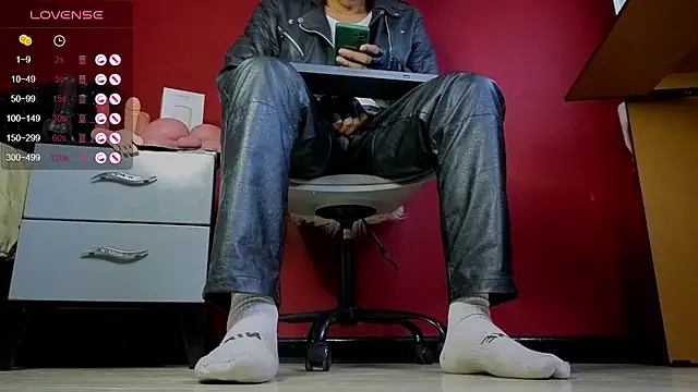 TomLover_12 live sex cam