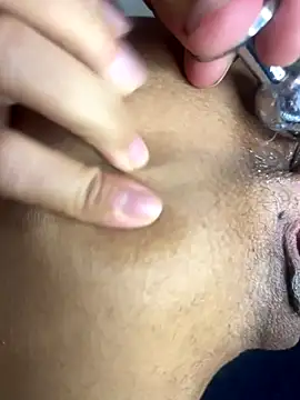 Yelaine live sex cam